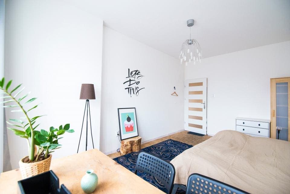 Bedroom, Bright three bedroom in Huqiu